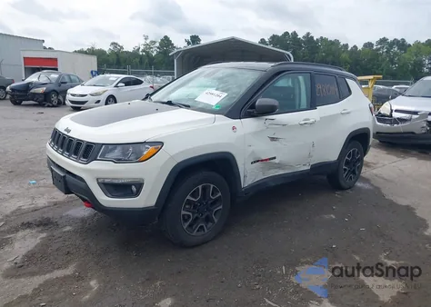 2019 Jeep Compass Trailhawk 4X4 from USA, damaged, VIN 3C4NJDDBXKT722474